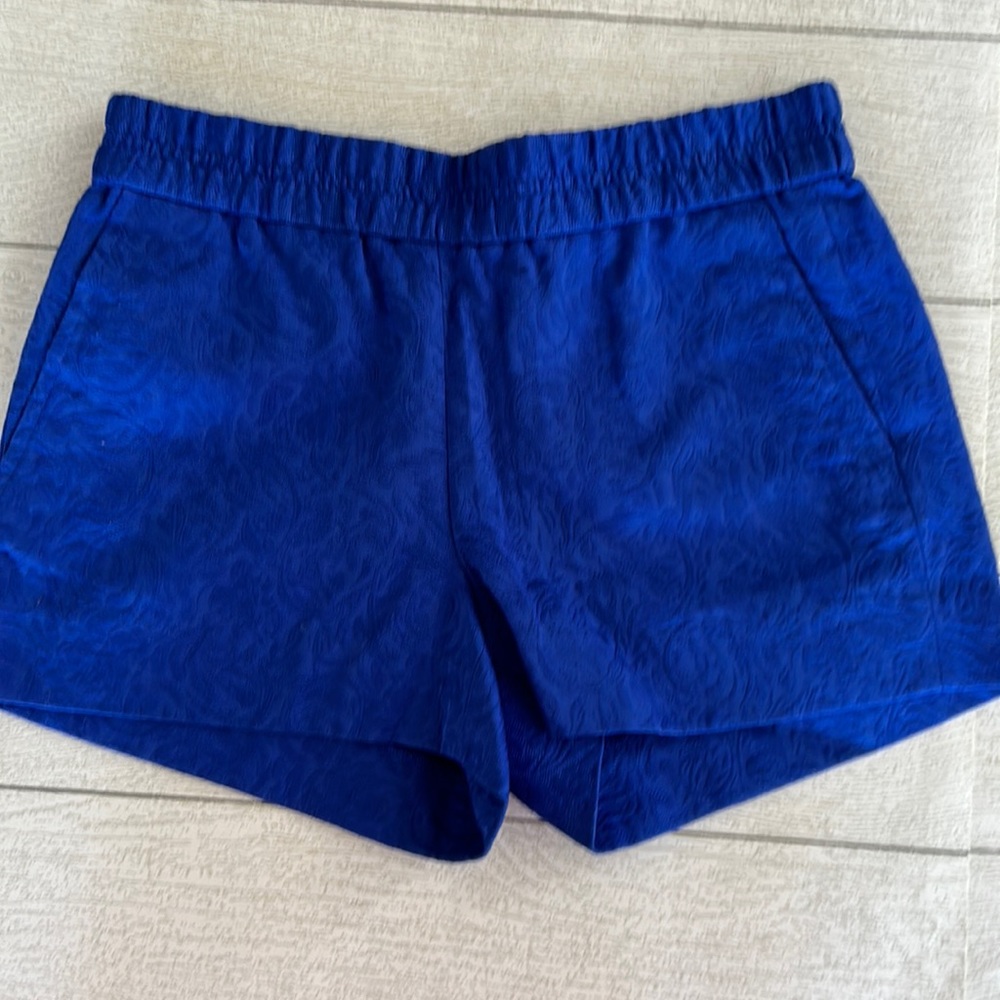 J Crew shorts blue 3” inseam Textured fabric Elastic waist Side pockets EUC sz0